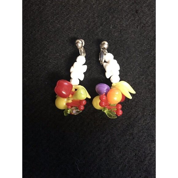 Vintage Chiquita Banana Fruit Salad Clip On Earrings Retro Plastic 2in Dangle - Picture 1 of 11